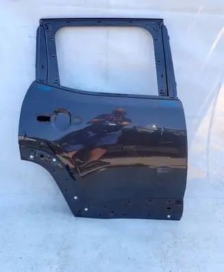 Jeep Renegade Rear door