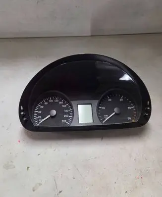 Mercedes-Benz Vito Viano W639 Speedometer (instrument cluster) A6394464321