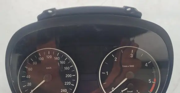 BMW 1 E81 E87 Speedometer (instrument cluster) 62106983531