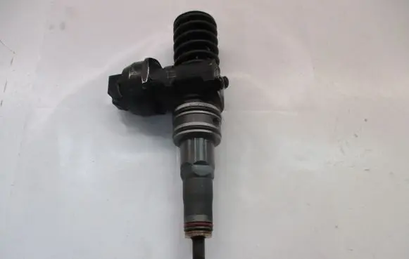 Volkswagen Sharan Fuel injector 038130073BJ 0414720229 BRT