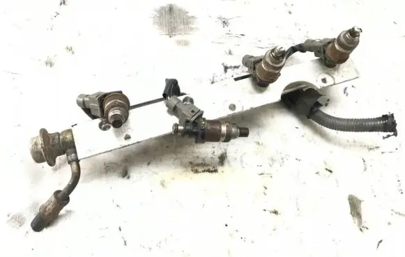 Honda Civic Fuel main line pipe
