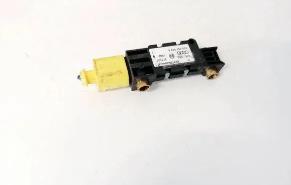 Volkswagen Phaeton Airbag deployment crash/impact sensor 4B0959643E