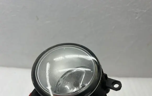 Toyota Avensis T250 Front fog light 812100D040