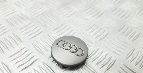 Audi A6 S6 C5 4B Original wheel cap 4B0601170