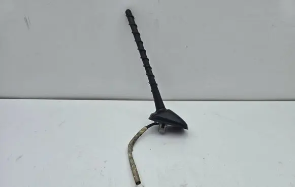 Toyota Prius (XW30) Radio antenna V308998C4