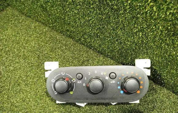 Nissan NV300 Climate control unit E1093049AC T1032613B 3008006