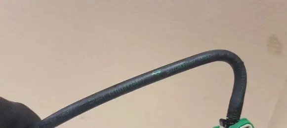 Volvo V70 Fuel return line/hose 150421