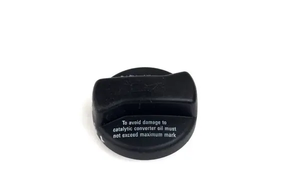 Volkswagen Golf II Oil filler cap 026103485a