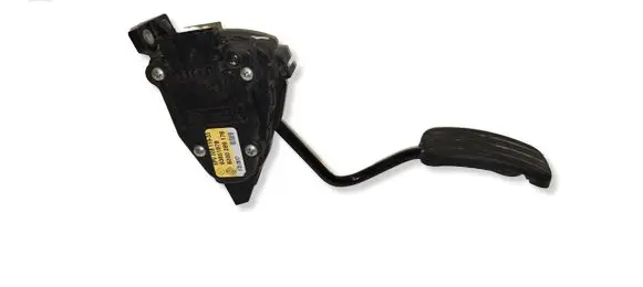 Renault Trafic II (X83) Accelerator throttle pedal 8200289176