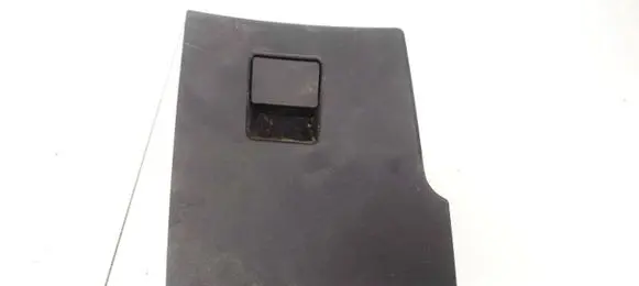 Glove box