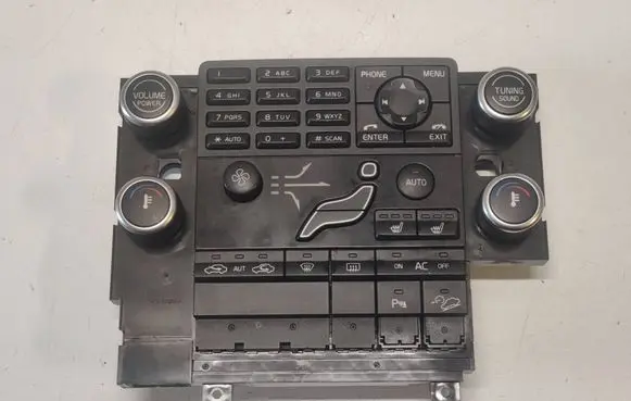 Volvo XC70 Climate control unit 30782278
