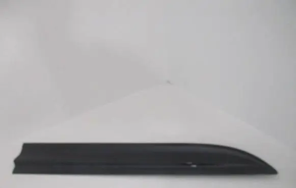 Porsche Macan (95B) Front door trim (molding) 95B8378901R