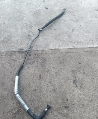Audi Q7 4L Engine coolant pipe/hose 7L8122447