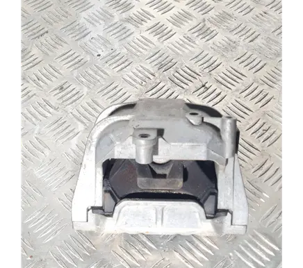 Skoda Octavia Mk2 (1Z) Engine mount bracket 1K0199262CF
