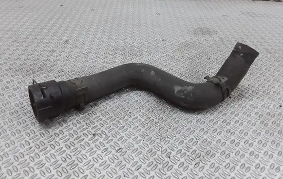 Volkswagen Golf Plus Engine coolant pipe/hose 3B0122291B