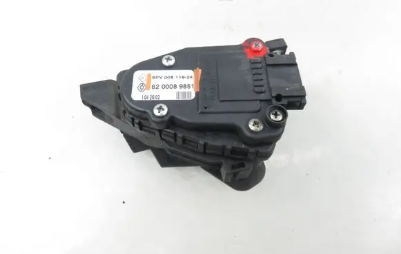 Renault Clio II Accelerator throttle pedal 6PV00811924 8200089851