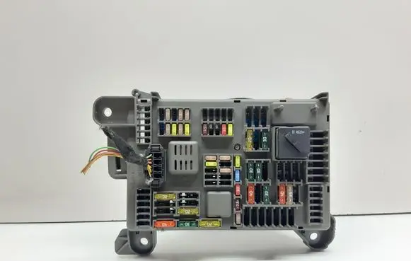 BMW X5 E70 Fuse module 6931687