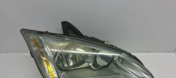 Ford Focus Headlight/headlamp 10178
