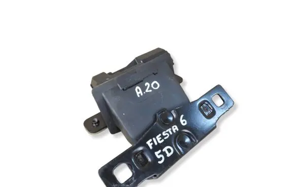 Ford Fiesta Tailgate/trunk/boot lock/catch/latch D3D0B F0M000