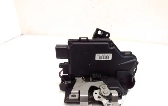 Audi A4 S4 B6 8E 8H Front door lock 8E2837015C
