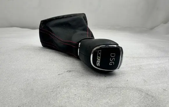 Skoda Octavia Mk3 (5E) Gear shifter/selector 5E2713123AP 5E2713123