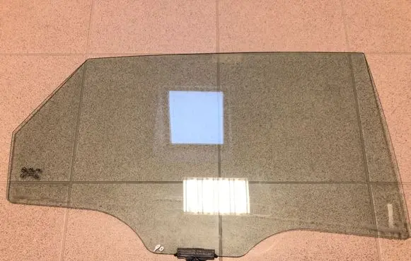 Hyundai i40 Rear door window glass