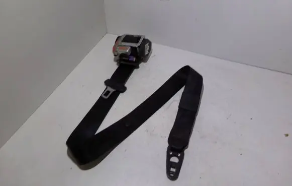 Audi A4 S4 B7 8E 8H Front seatbelt 8E0857706F