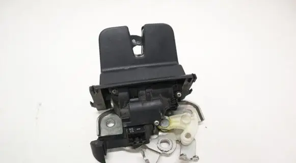 Skoda Superb B6 (3T) Tailgate/trunk/boot lock/catch/latch 3T9827520