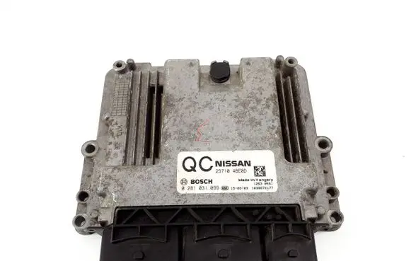 Nissan X-Trail T32 Engine control unit/module 237104BE0D