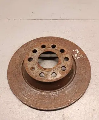 Volkswagen PASSAT B6 Rear brake disc