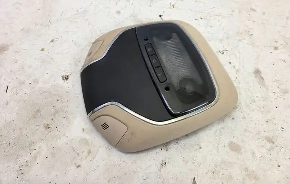 Maserati Ghibli Rear seat light 06700247010