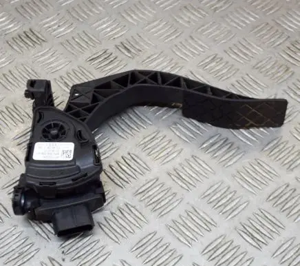 Porsche Macan (95B) Accelerator throttle pedal 6PV00950521 8K1723523A