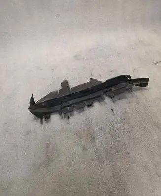 Audi A8 S8 D2 4D Intercooler air guide/duct channel 4D0121284A
