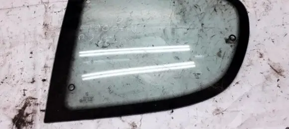 Peugeot 206 Rear side window