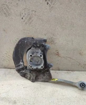 BMW 5 E60 E61 Front wheel hub spindle knuckle 31216760953