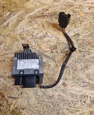 Audi A4 S4 B7 8E 8H Coolant fan relay 8E0959501P 898092000