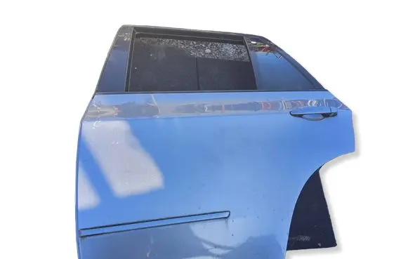 BMW X5 E70 Rear door 