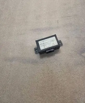Audi A8 S8 D2 4D Alarm control unit/module 4D0951173C