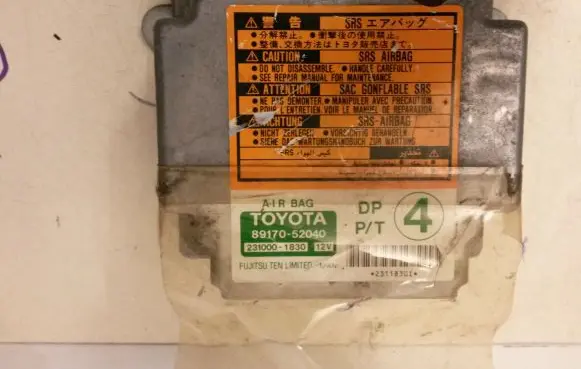 Toyota Yaris Airbag control unit/module 8917052040 2310001830