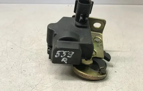 Jeep Grand Cherokee (WJ) Tailgate window lock/catch/latch 740AAK