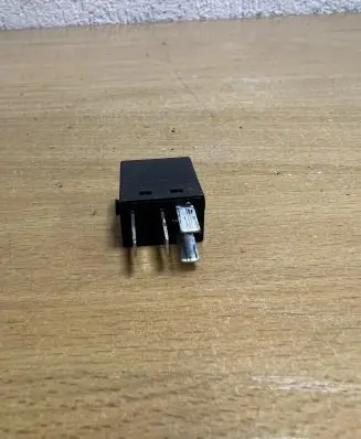 Mercedes-Benz C W203 Other relay 0025421119 D9879
