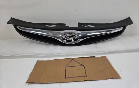 Hyundai i30 Front grill 863512R500