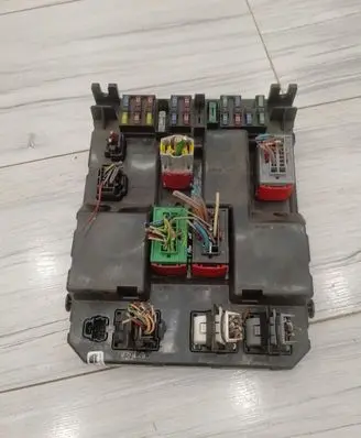 Peugeot 307 BSM Control unit 9651197680A