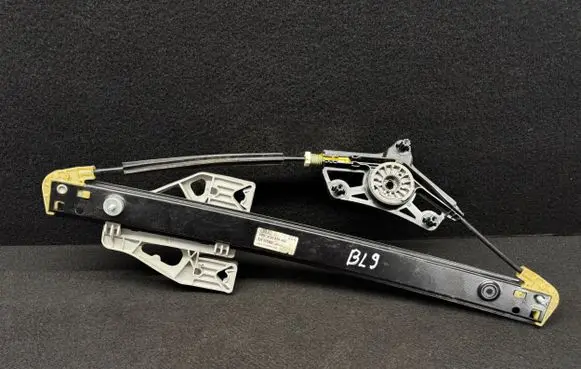 Audi A6 C7 Rear window lifting mechanism without motor 4G0839462