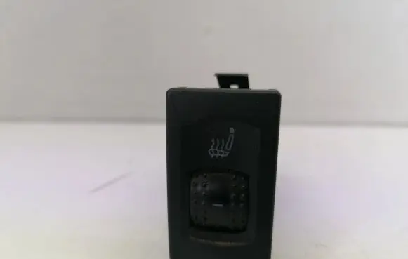 Volkswagen PASSAT B5 Seat heating switch 3B0963563