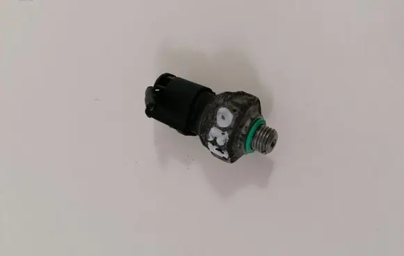 Fuel pressure sensor