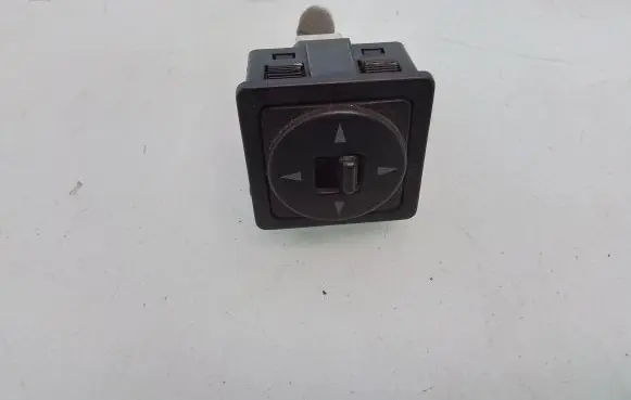 KIA Sportage Wing mirror switch