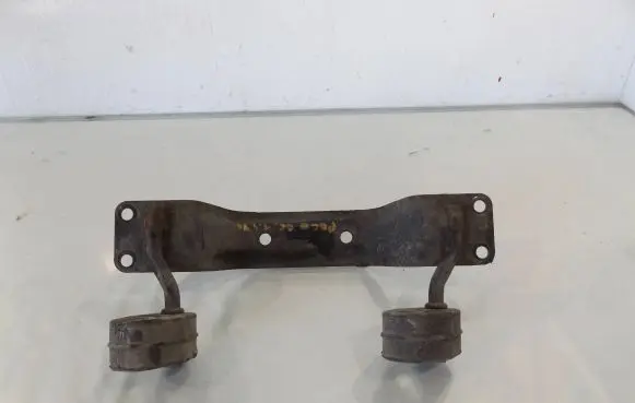 Volkswagen Polo Muffler mount bracket/holder 