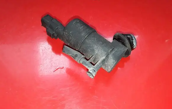 Renault Master III Windscreen/windshield washer pump 9641653980