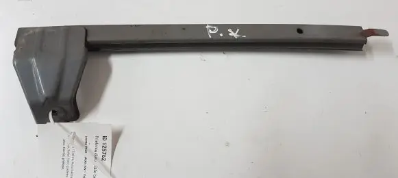 Toyota Prius (XW30) Front door windshield rail 